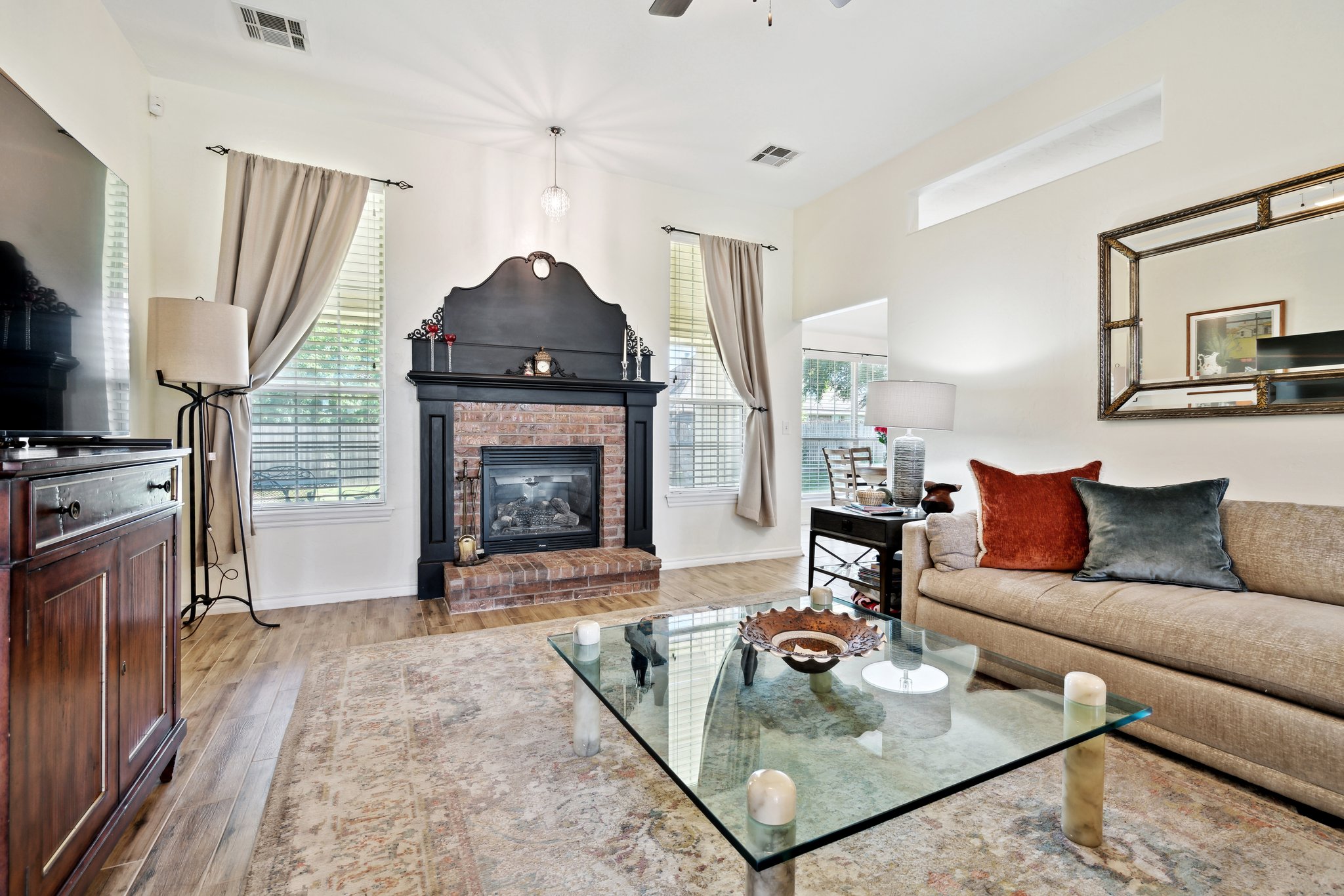 3005 Summit Hill Rd_009.jpg