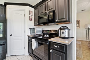 3005 Summit Hill Rd_016.jpg