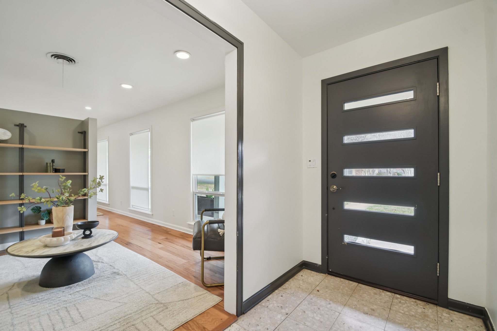 White Rock Dr-S0603-006.jpg