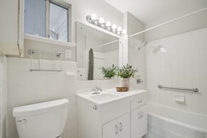 White Rock Dr-S0603-034.jpg