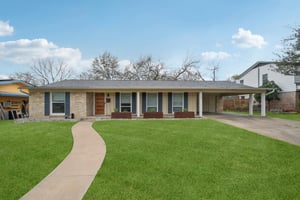 White Rock Dr-S0603-043.jpg