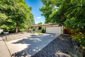 Located close to schools, parks, shopping and restaurants