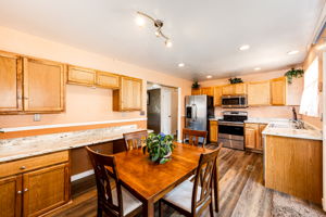 All appliances stay!
