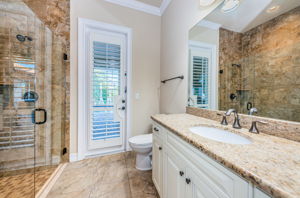 Bathroom3