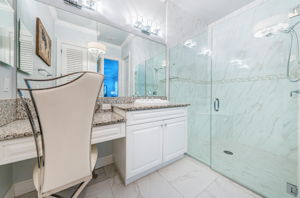 Guest Bathroom2