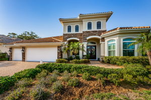Front Exterior3