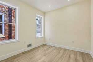 Presstman St-S1806-018.jpg