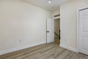 Presstman St-S1806-019.jpg