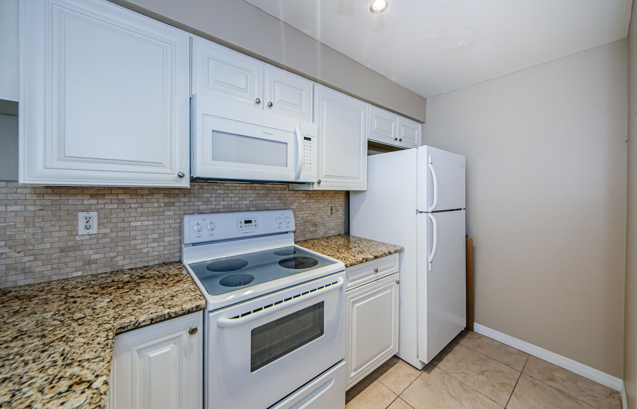 Kitchen 2-3