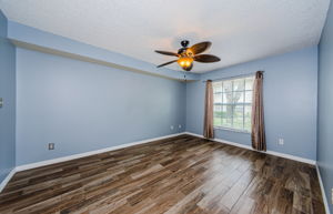 Master Bedroom 1a-2