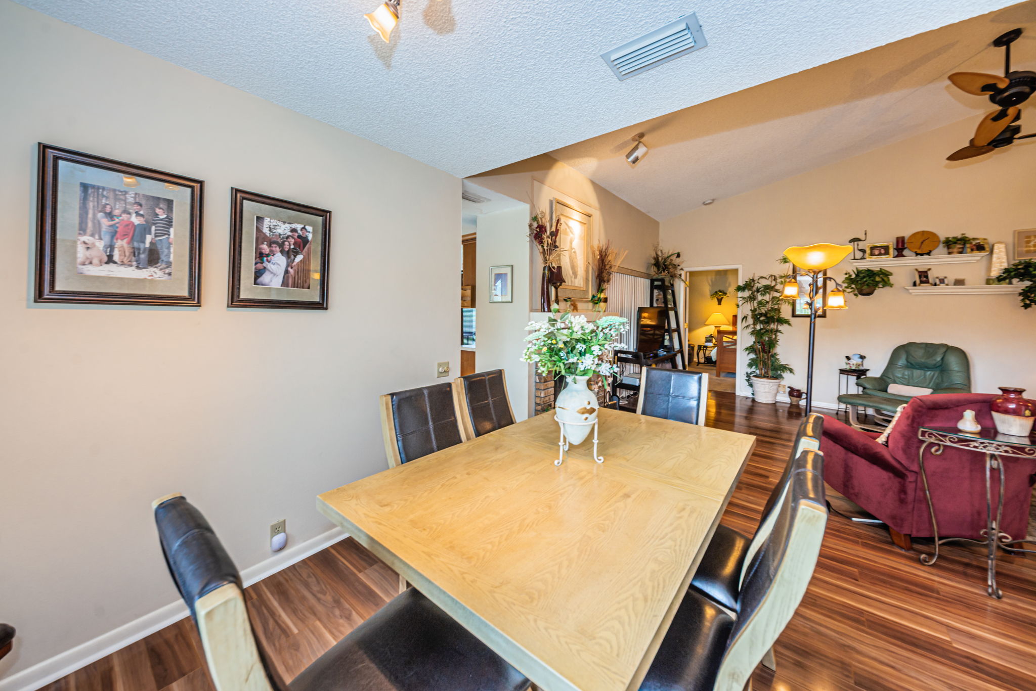 Dining Room3