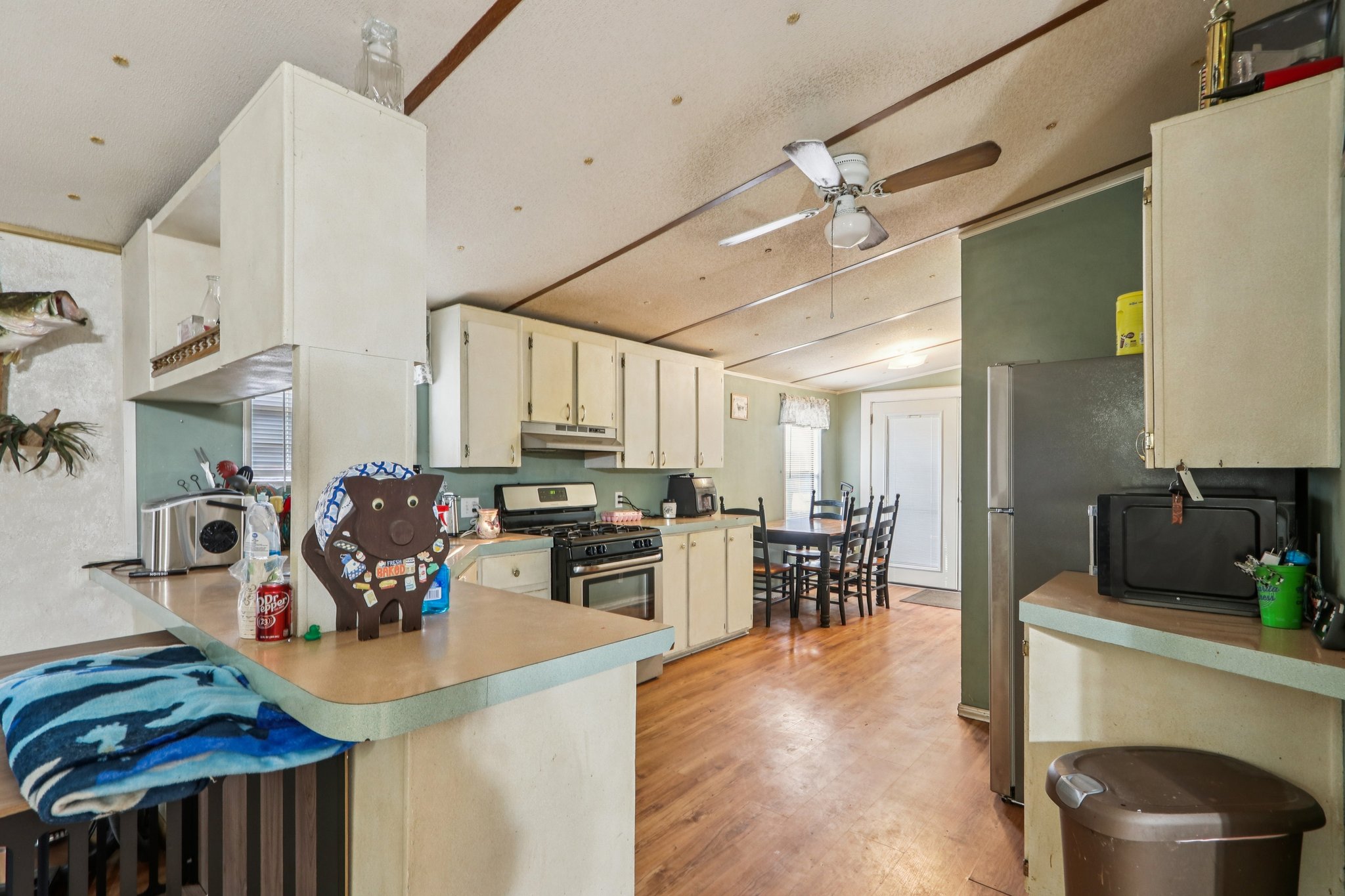 Aldan St-S1302-011.jpg