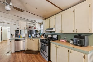 Aldan St-S1302-014.jpg