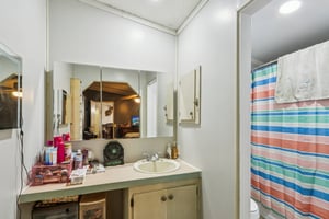 Aldan St-S1302-024.jpg