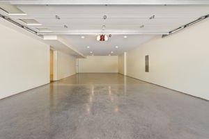  Photo 49