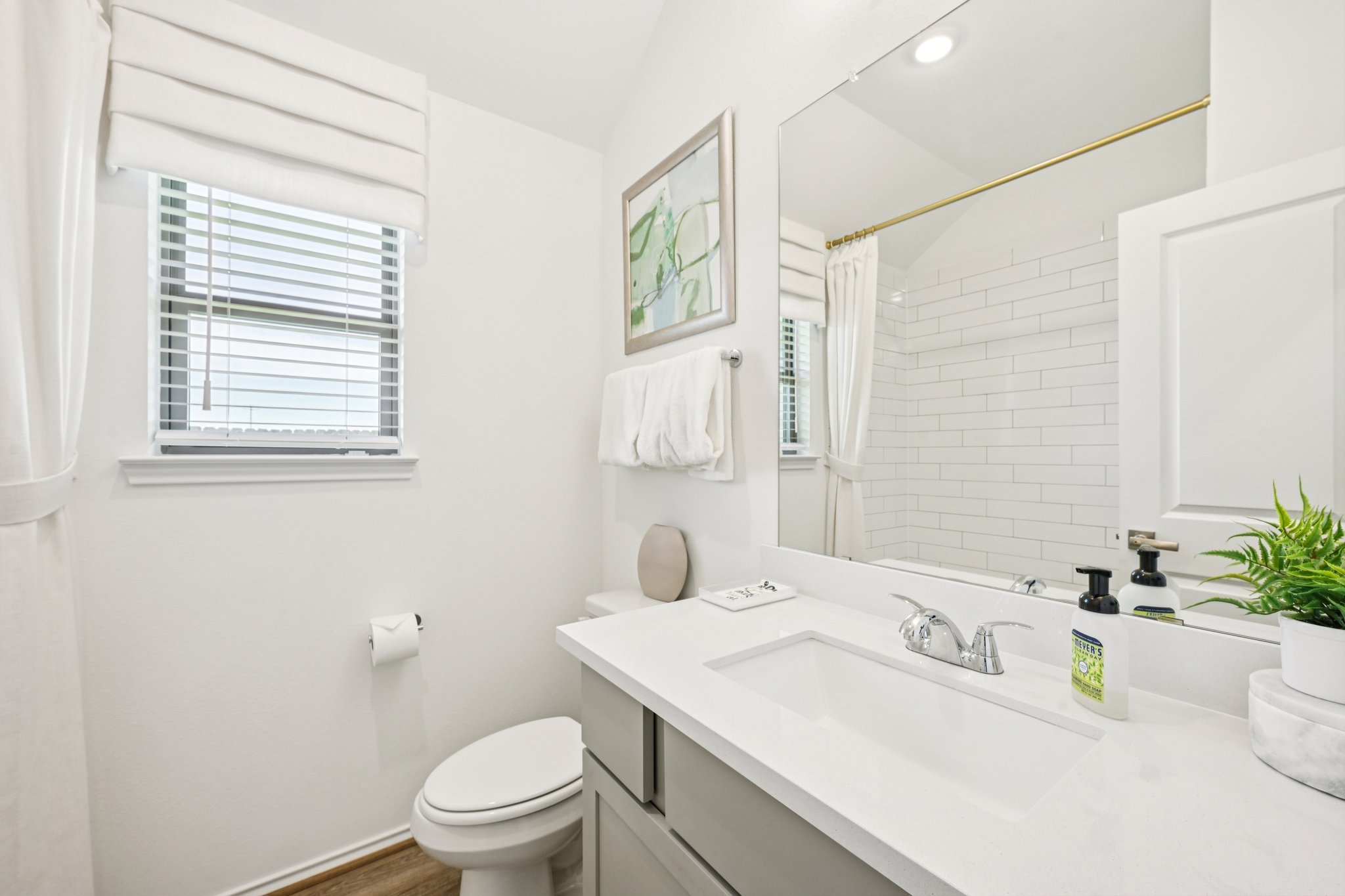 Hickory Hvn Ln-S0704-025.jpg