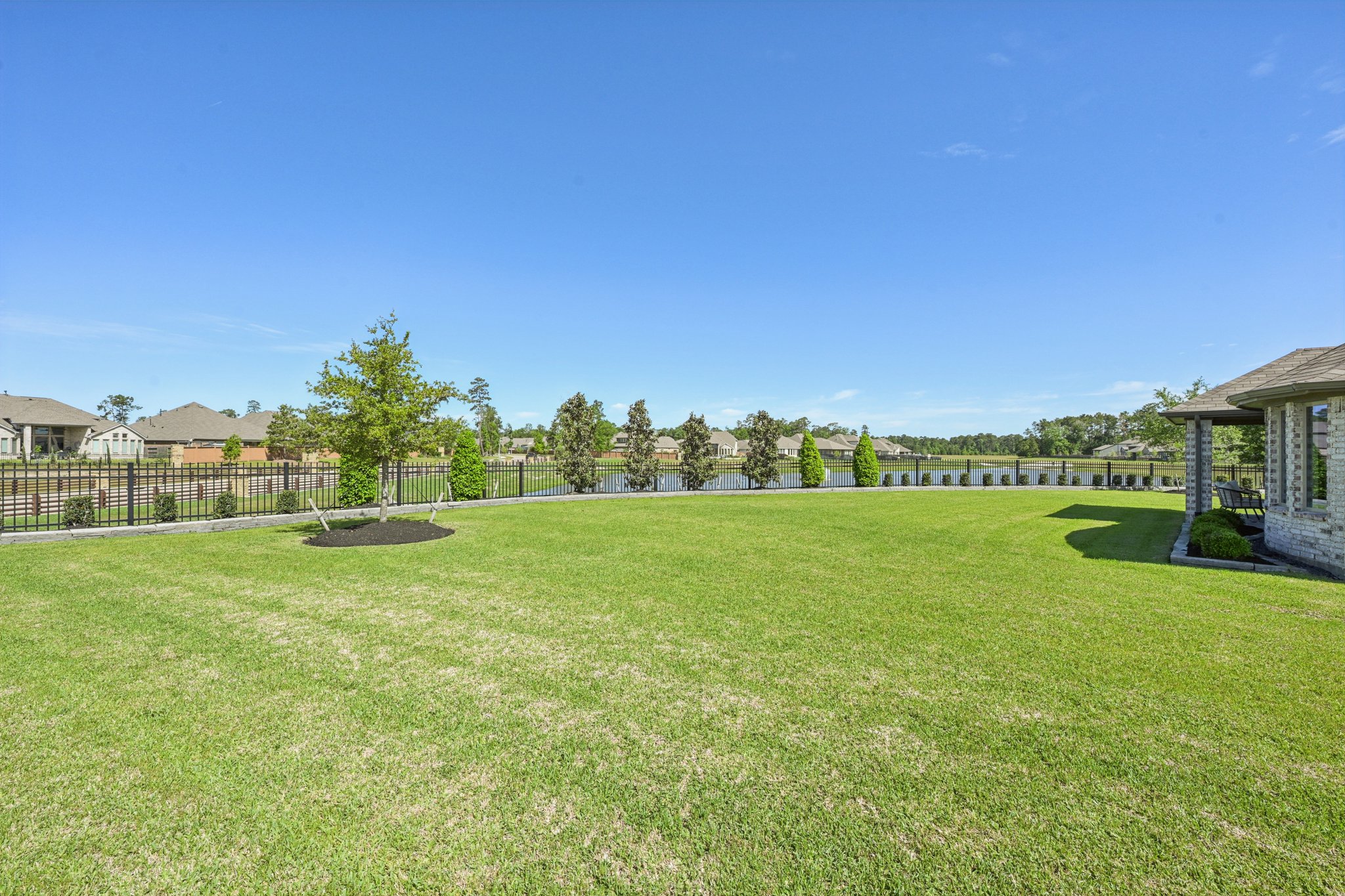 Hickory Hvn Ln-S0704-039.jpg