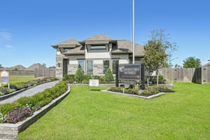 Hickory Hvn Ln-S0704-006.jpg