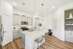 Hickory Hvn Ln-S0704-018.jpg