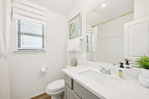 Hickory Hvn Ln-S0704-025.jpg