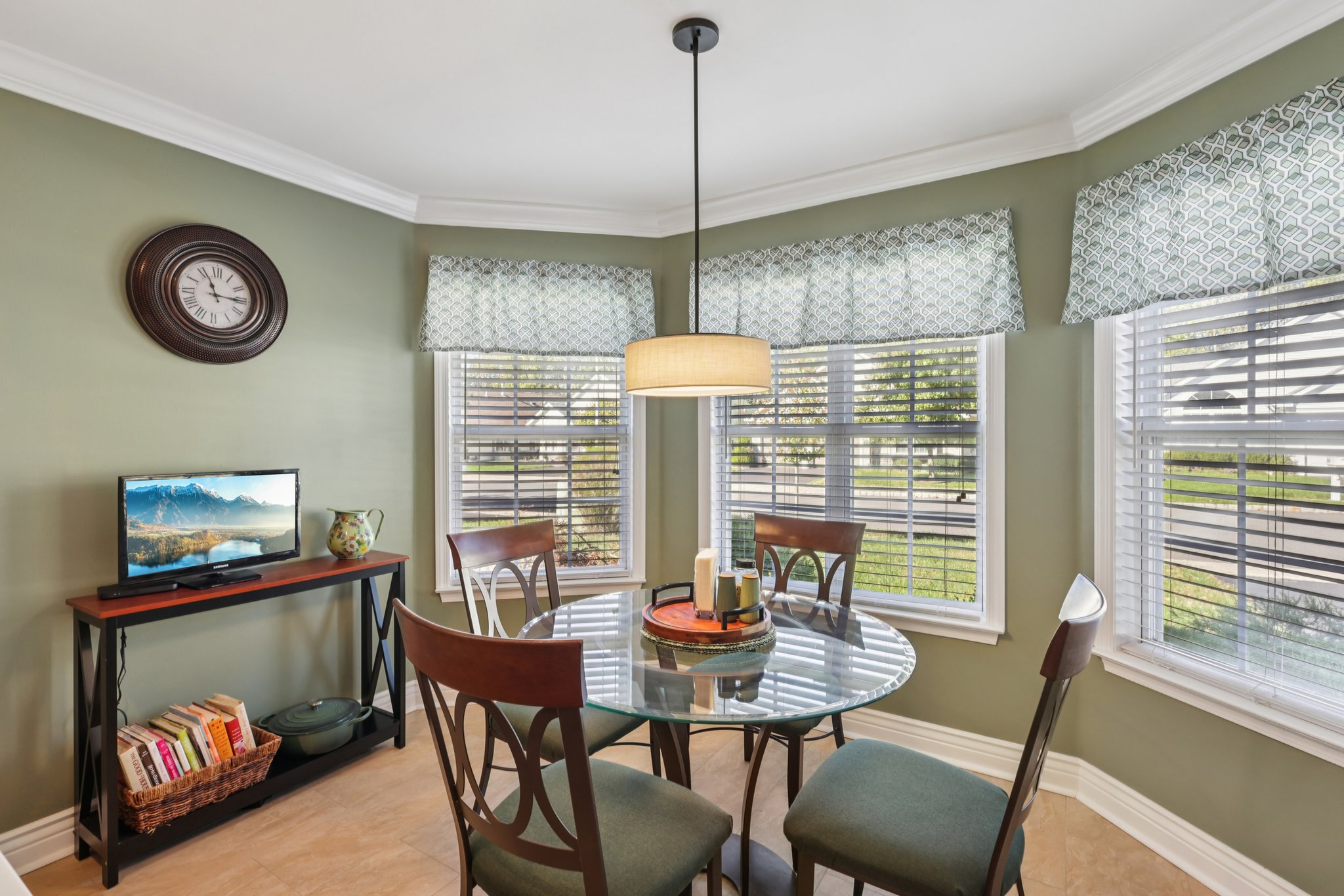 Springwater Ct-S1810-013.jpg