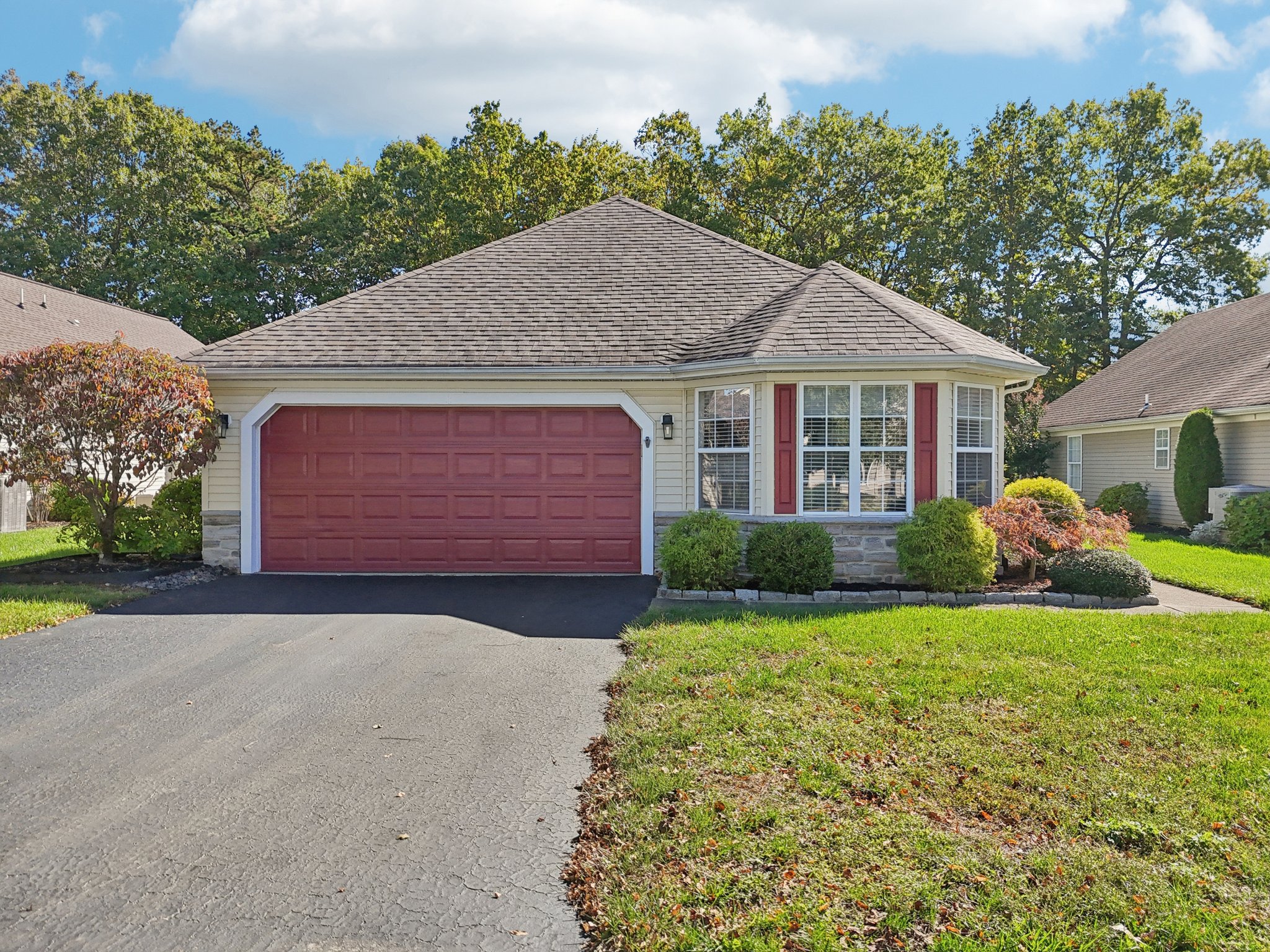 Springwater Ct-S1810-042.jpg