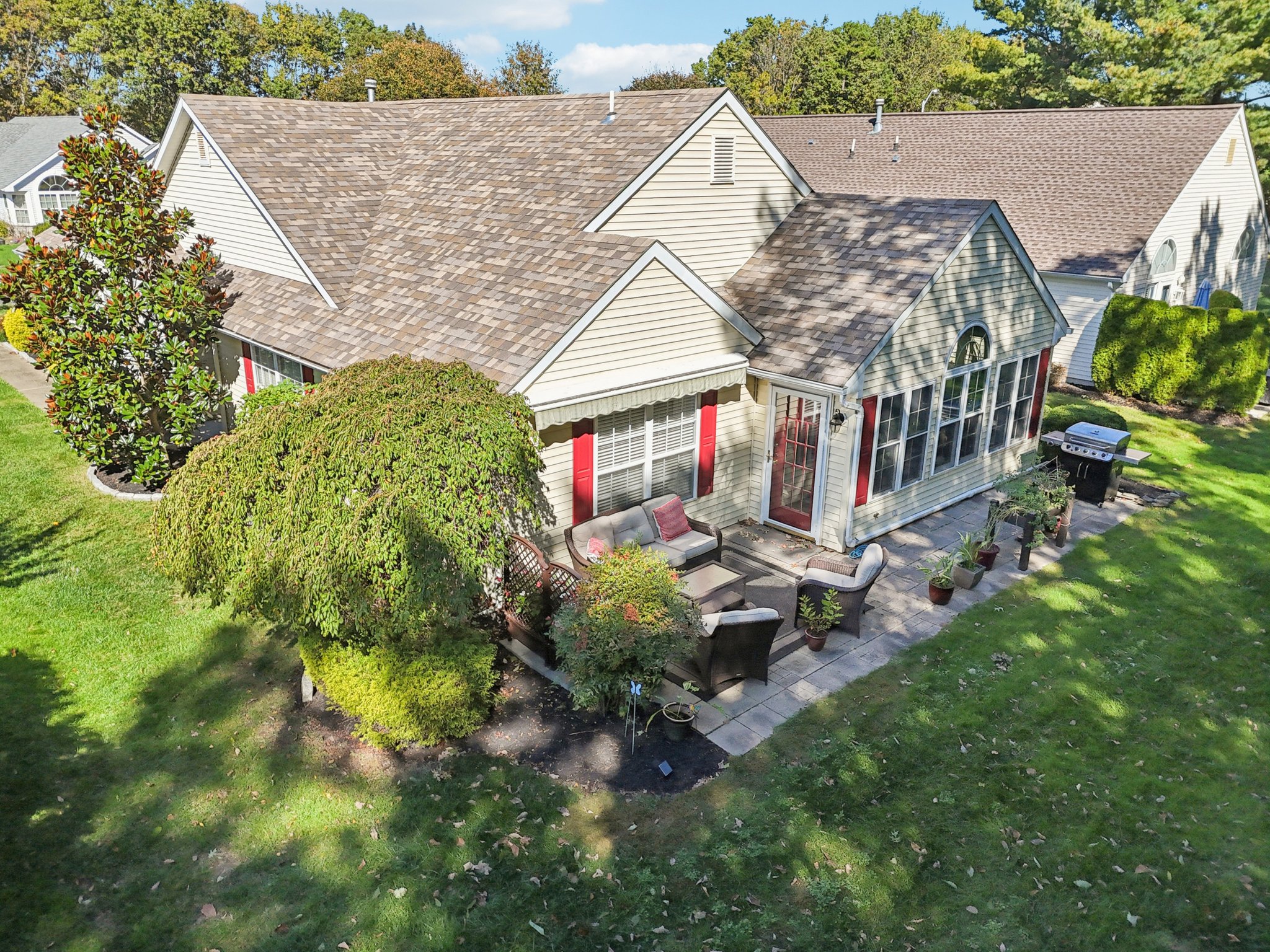 Springwater Ct-S1810-054.jpg