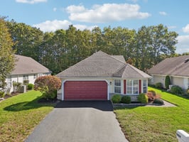 Springwater Ct-S1810-044.jpg