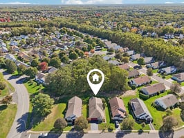 Springwater Ct-S1810-056.jpg