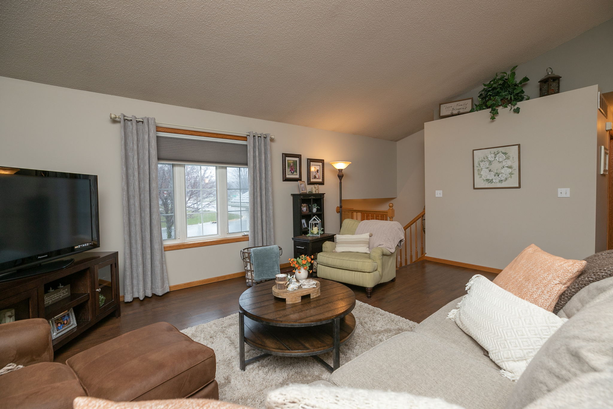 05-Living Room