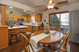 08-Dining Room