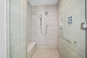 Bathroom 1 Shower - 495A8866 (1)