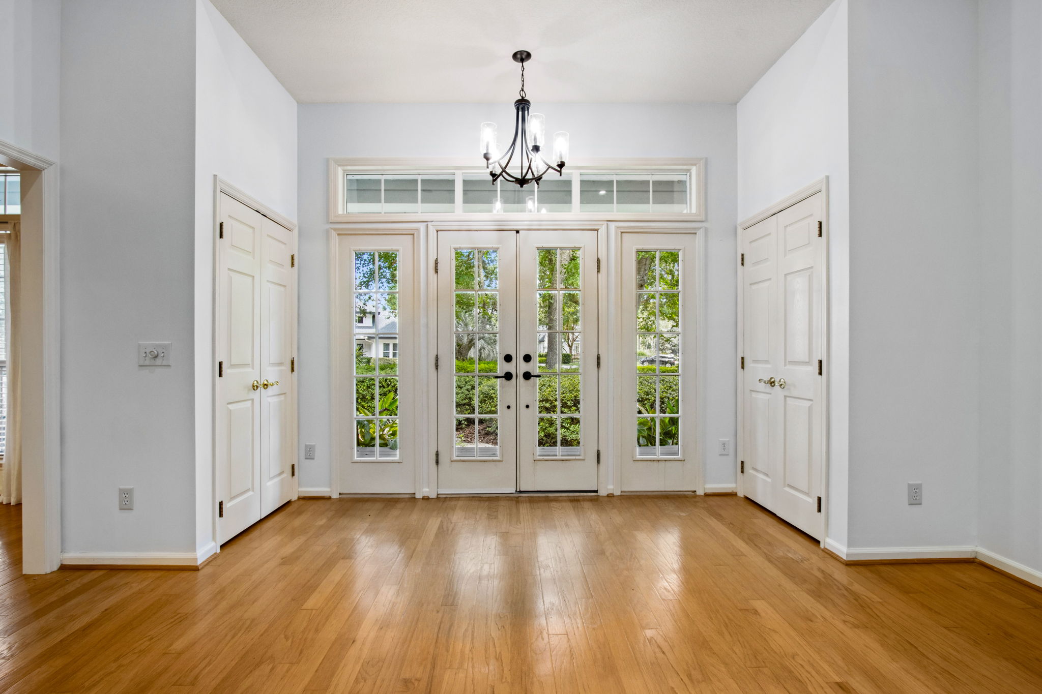 Front Entry Detail