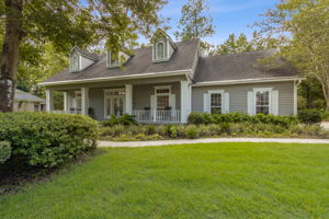 Welcome to 301 Aster Pl