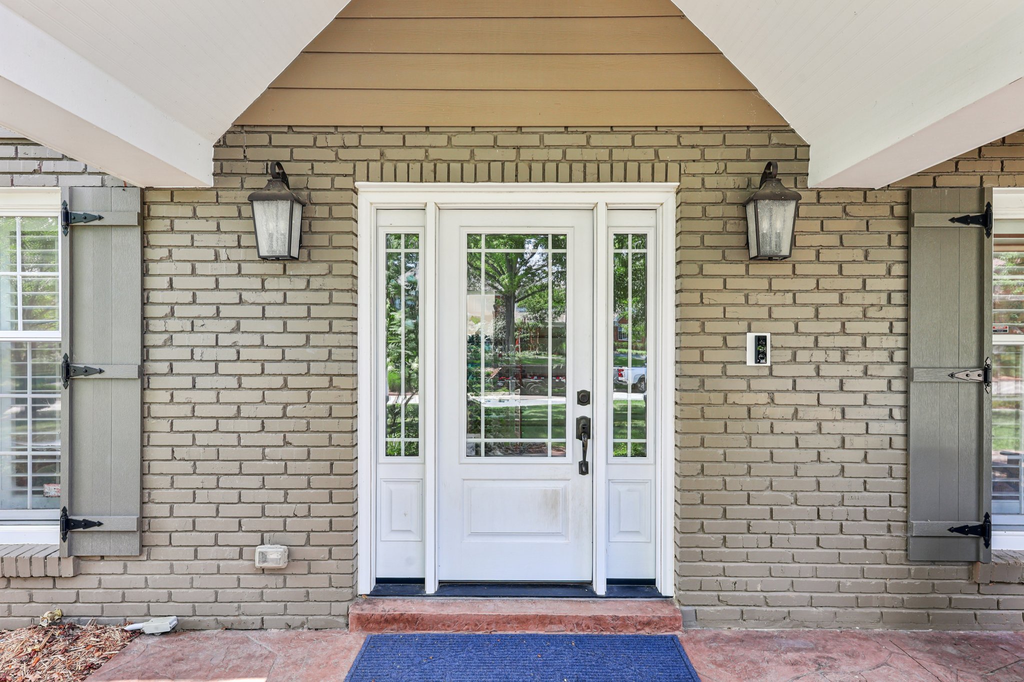 301 Chasselle Ln-L0508-006.jpg