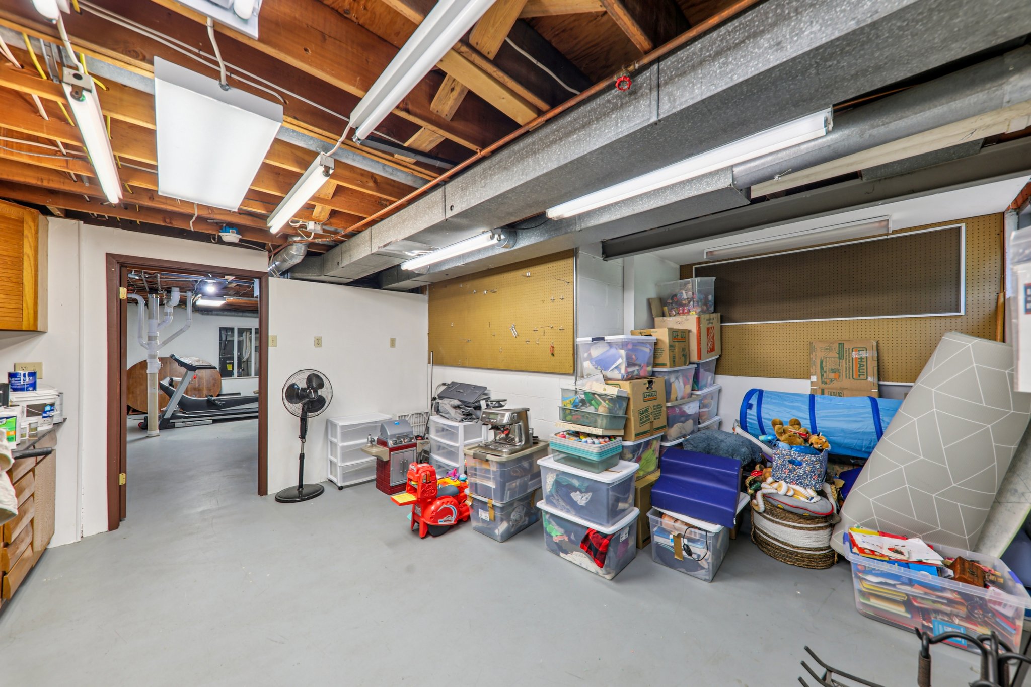 301 Chasselle Ln-L0508-036.jpg