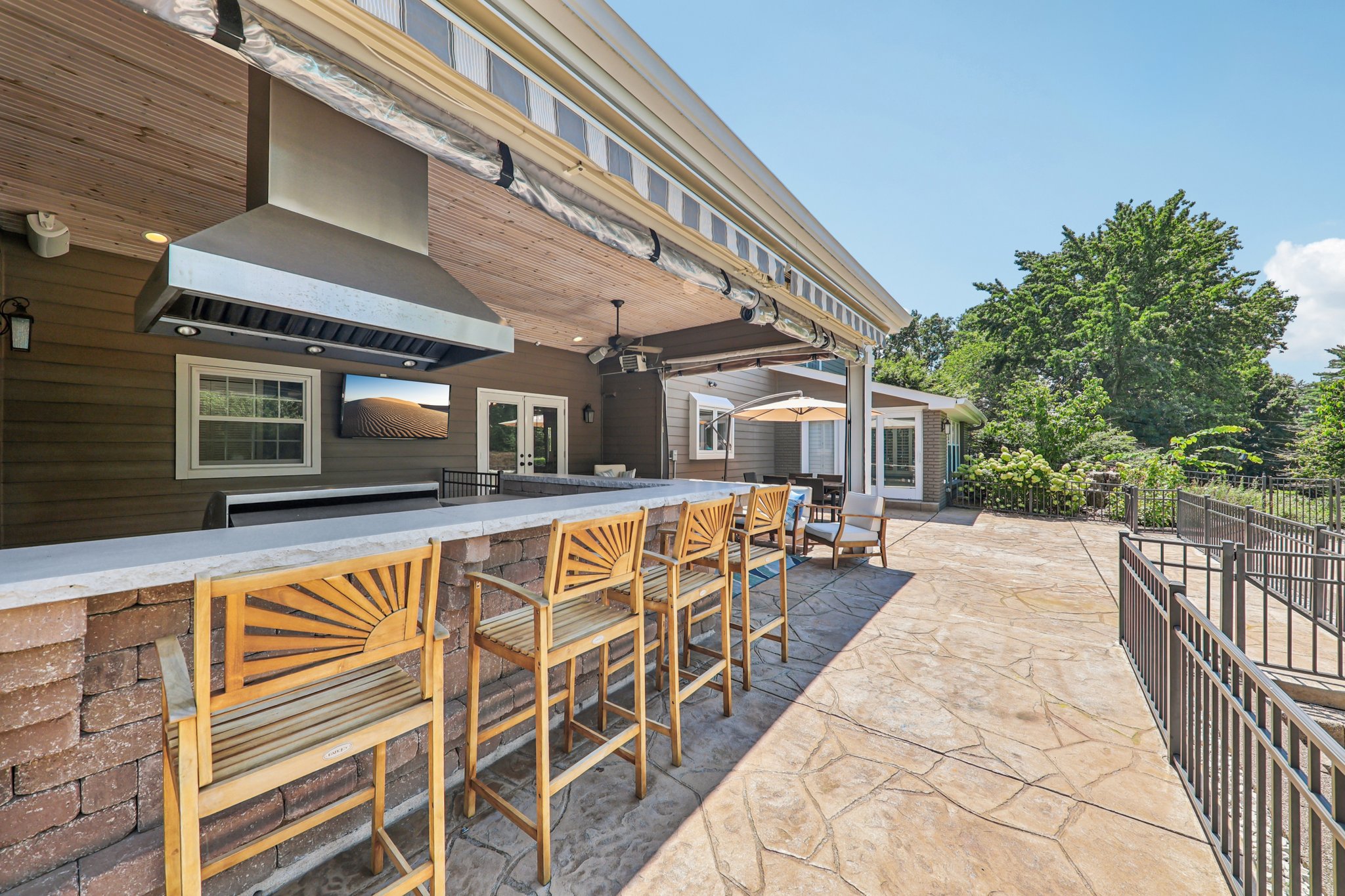 301 Chasselle Ln-L0508-057.jpg