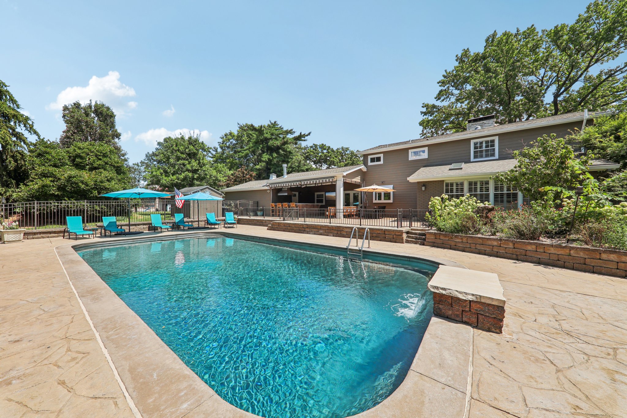 301 Chasselle Ln-L0508-065.jpg