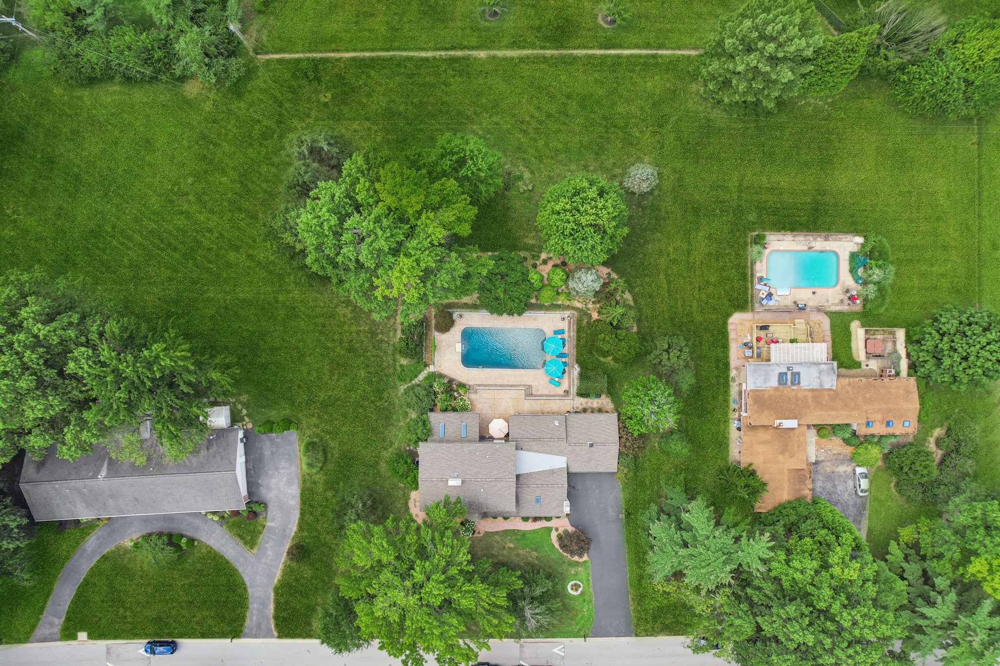 301 Chasselle Ln-L0508-071.jpg