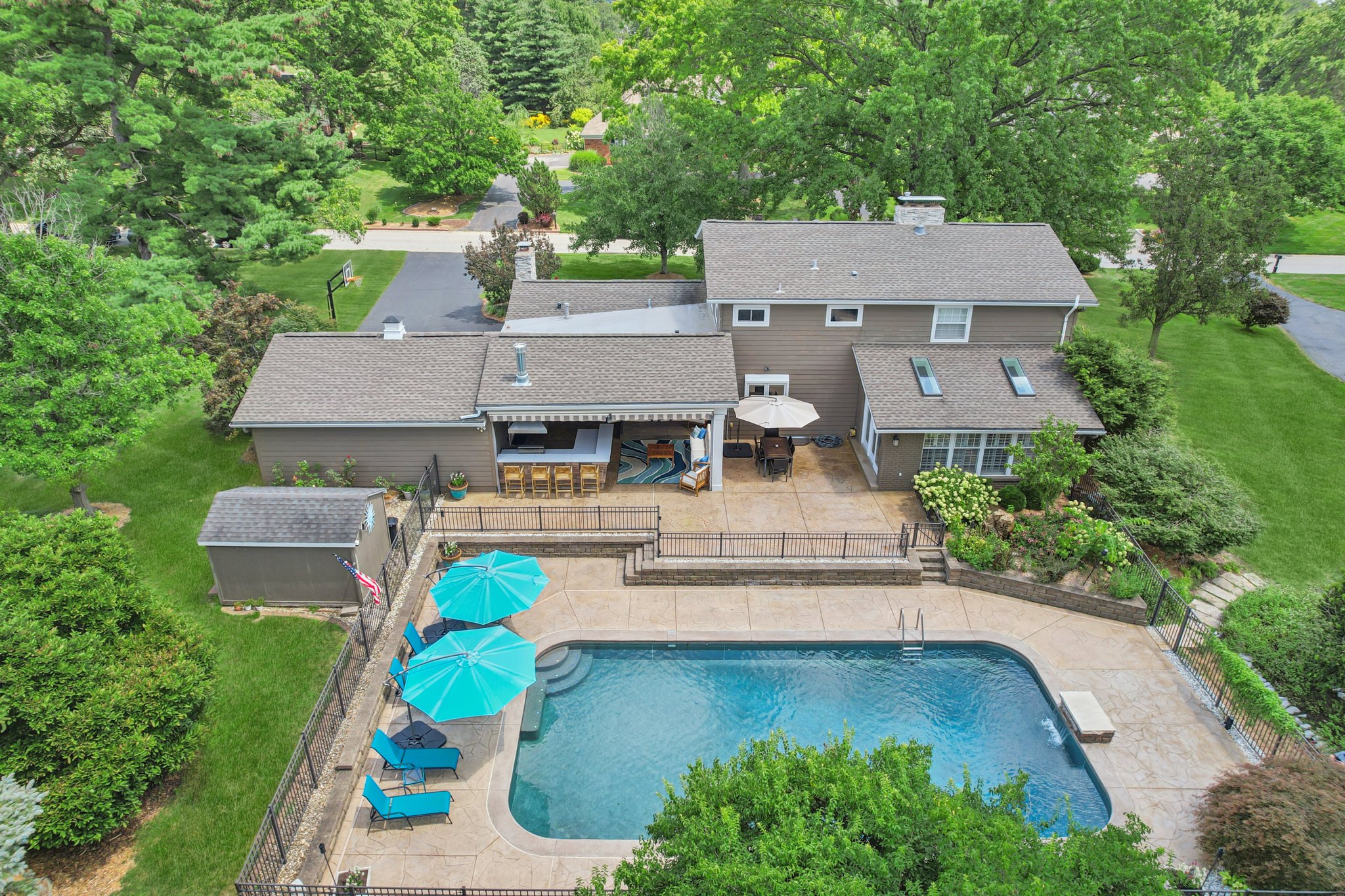 301 Chasselle Ln-L0508-081.jpg