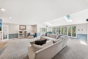 301 Chasselle Ln-L0508-011.jpg