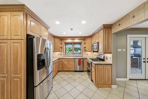 301 Chasselle Ln-L0508-019.jpg