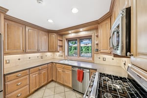 301 Chasselle Ln-L0508-024.jpg