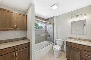 301 Chasselle Ln-L0508-045.jpg