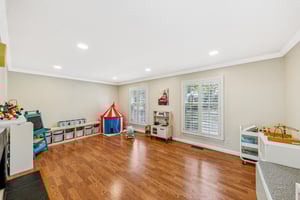 301 Chasselle Ln-L0508-051.jpg
