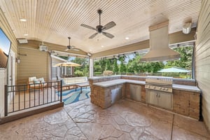 301 Chasselle Ln-L0508-053.jpg