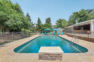 301 Chasselle Ln-L0508-062.jpg