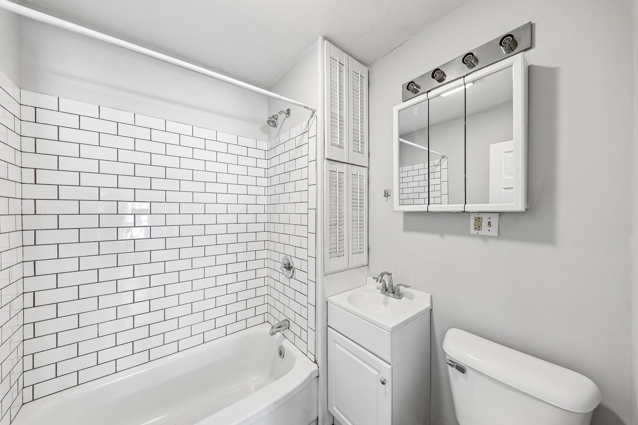 301 Chiles St-S1407-021.jpg