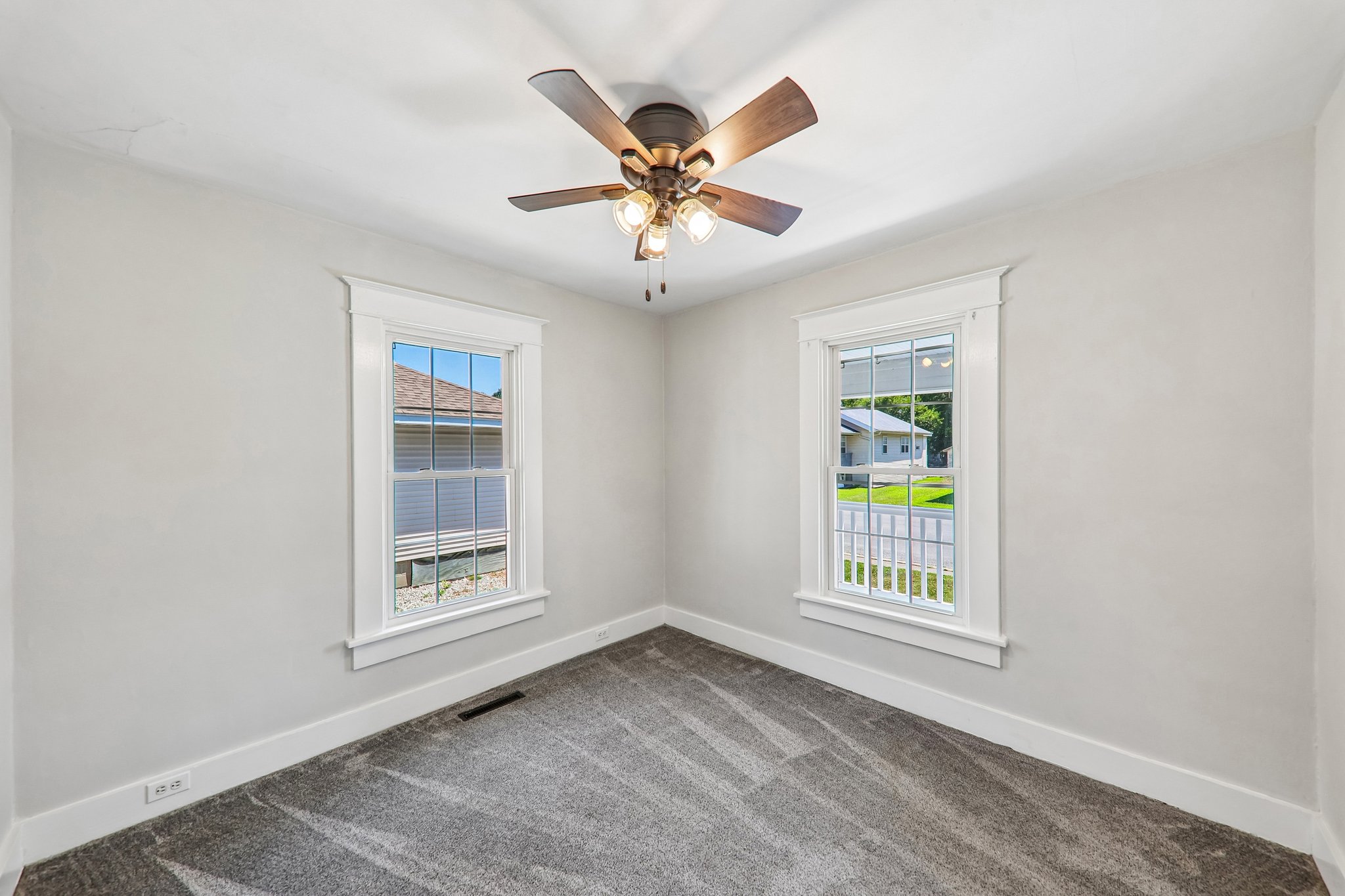 301 Chiles St-S1407-023.jpg