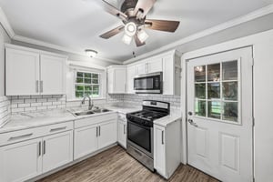 301 Chiles St-S1407-014.jpg